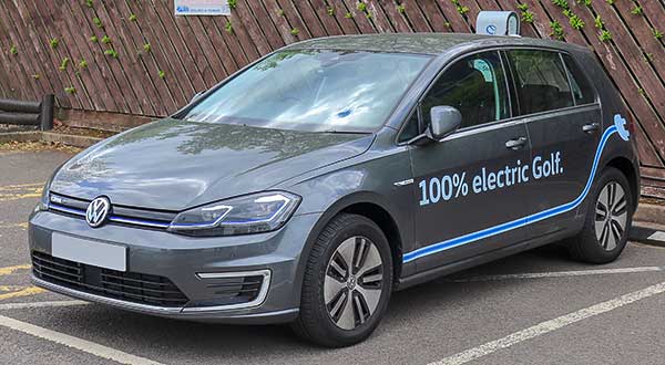 Elkezdődöt a Volkswagen első teljesen elektromos gépjárműjének sorozatgyártása