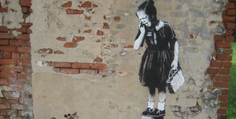 Egymillió fontért kelt el Banksy miniatűr modellje